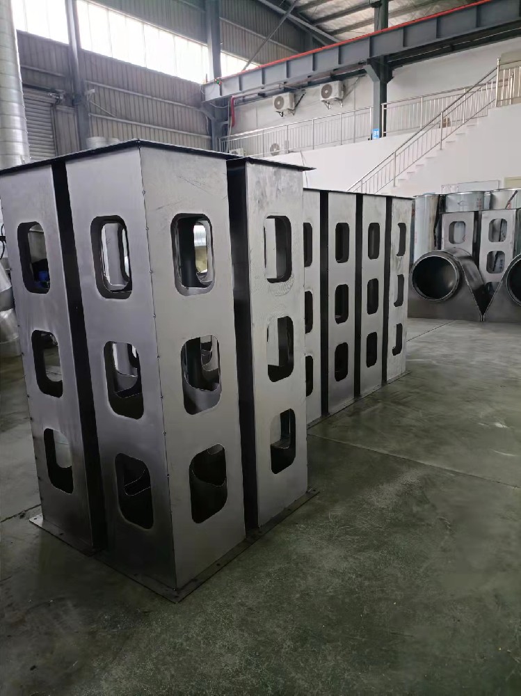 湖北碳（tàn）鋼風管加工廠